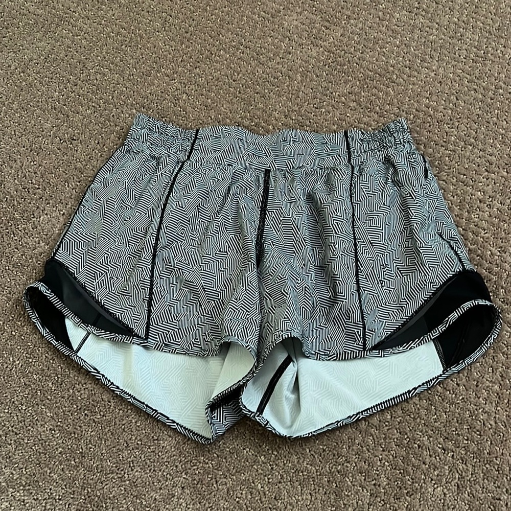 Seawheeze Hotty Hot shorts